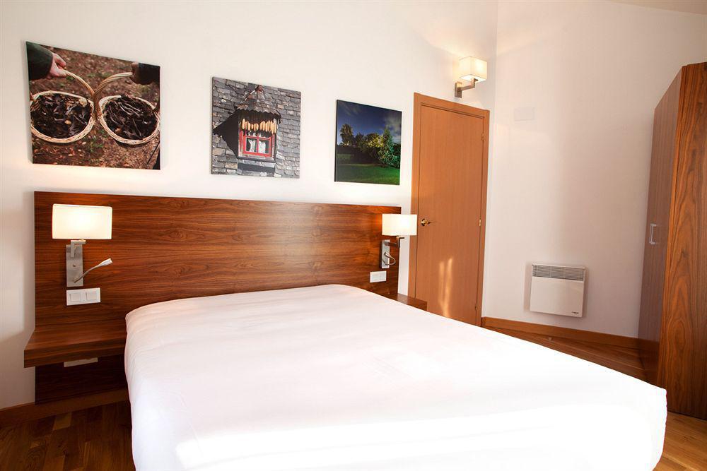 בורג-מדאם Appartements & Spa Cerdanya חדר תמונה